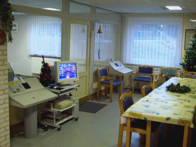 Biehla bekommt eine neue Trennwand.gif Biehla bekommt eine neue Trennwand.gif